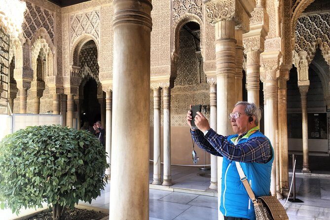 Alhambra and Nasrid Palaces Ticket with Audioguide - Stop 1: Alhambra complex—fortress to royal court