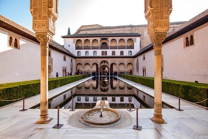 Alhambra and Nasrid Palaces Ticket with Audioguide - Audio guide reality: phone settings, headphones, and map numbers