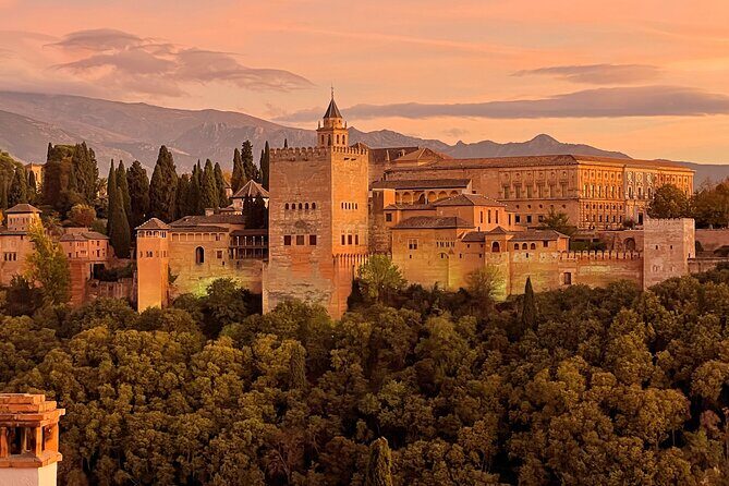 Alhambra Exclusive Tour with Tickets - Key things I’d circle before you go