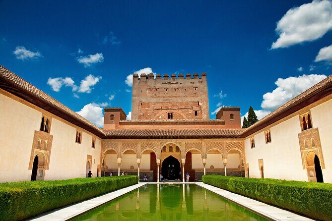 Alhambra & Generalife Skip the Line Regular Group including Nasrid Palaces - Nasrid Palaces: The Best Use of Your Ticket Time