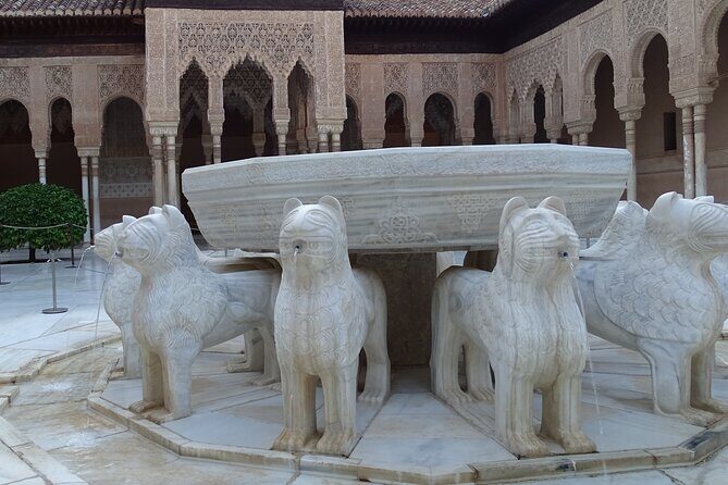 Alhambra Private Tour: Secrets of the Alhambra - Why this private Alhambra tour beats DIY wandering