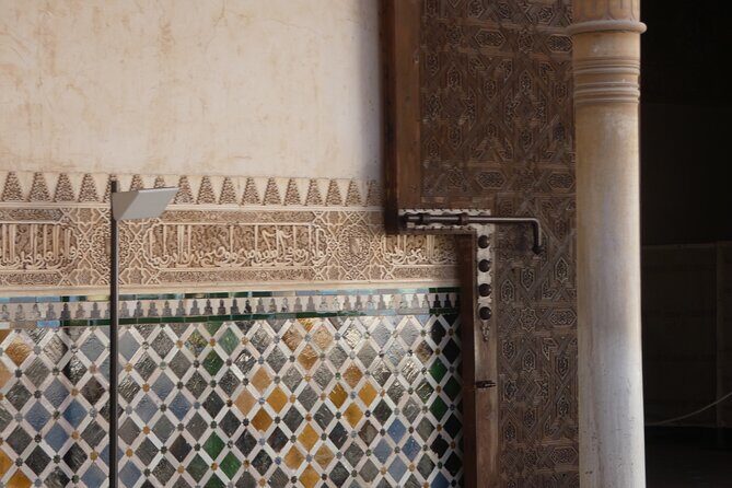Alhambra Skip-the-line Private Tour including Nasrid Palaces - Alcazaba fortress: the military Alhambra most people skip