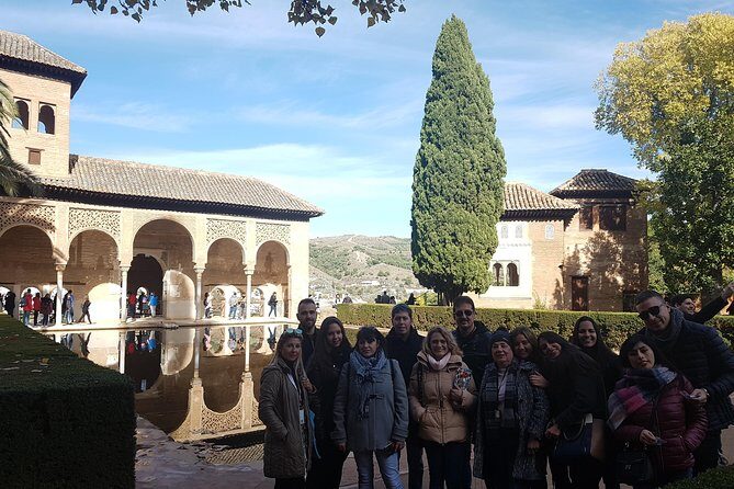 Alhambra Tour :Generalife Gardens ,Palaces and towers.Skiptheline - Fortress finish: getting your bearings at the end