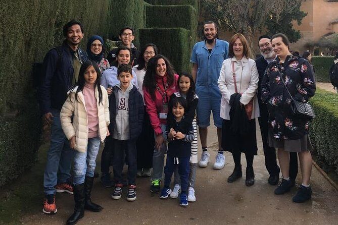 Alhambra Tour & ticket: Nasrid Palaces, Alcazaba & Generalife - How the route runs (and why order can change)
