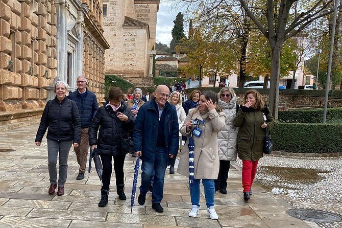 Alhambra Unique Experience: Private visit with official guide - Alcazaba walls and ruins: scale you can feel