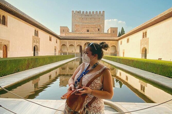 Alhambra Unique Experience: Private visit with official guide - Generalife: gardens that soften the whole visit