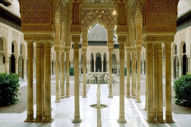 Alhambra Visit with Private Official Guide in Granada - Stop 1: Alhambra monuments with a private guide at your disposal