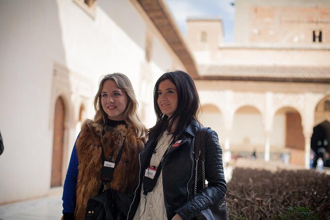 Alhambra with Nazaries Palaces Private Tour from Seville - Alcazaba fortress: the views you’ll feel in your legs