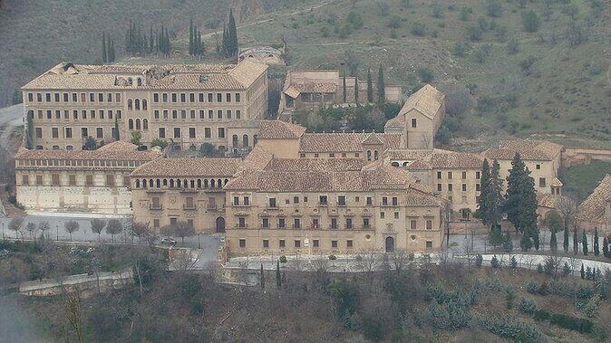 Alhambra&Generalife, Albaicín & Sacromonte Private Tour - Nasrid Palaces and the Alcazaba: Seeing Power Up Close