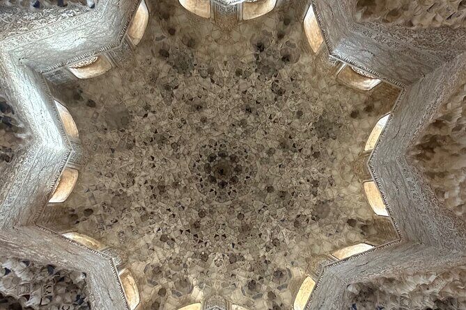 Arabic Private tour Alhambra (Not Included Ticket ) - Generalife in 40 minutes: the garden break you’ll remember