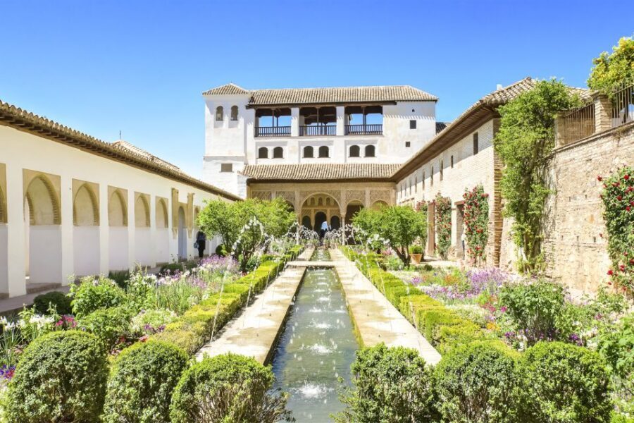 From Costa del Sol: Granada, Alhambra + Nasrid Palaces Tour - Generalife Gardens: Where the Views and Water Do the Talking