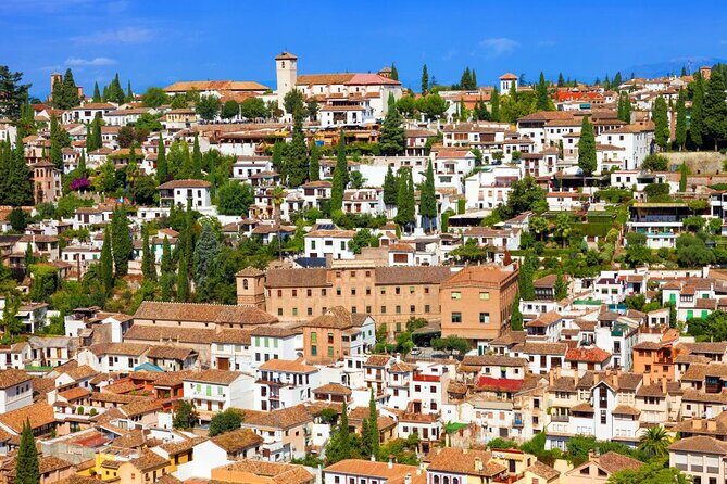 Granada: Alhambra, Albaicin and Sacromonte Guided Tour - Nasrid Palaces and the Details You’ll Actually Notice