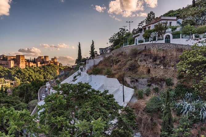 Granada: Alhambra, Albaicin and Sacromonte Guided Tour - Albaicín and Sacromonte by Night: Walking Granada’s Mood