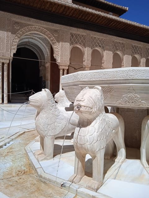 Granada: Alhambra, Alcazaba, and Nasrid Palaces Tour - El Partal: a short stop that ties the spaces together