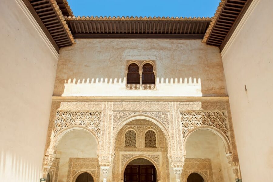Granada: Alhambra and Albaicín Small Group Tour - Small Group Comfort, Headsets, and the Pace That Actually Works