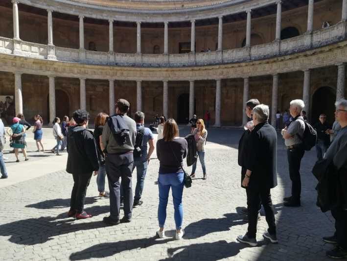 Granada: Alhambra and Albaicín Small Group Tour - Alcazaba and the Fortress Feeling: Walls, Not Just Rooms