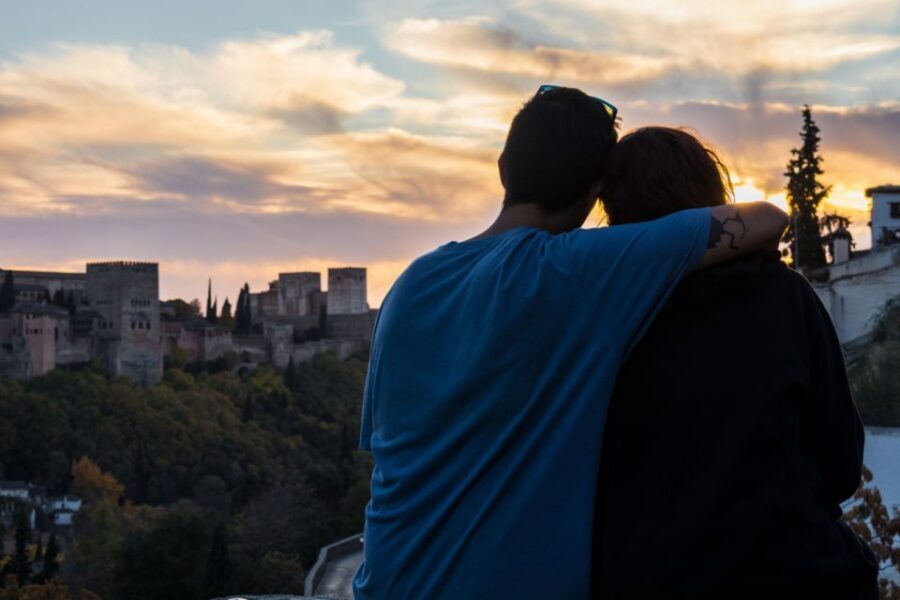 Granada: Alhambra and City Private Tour - Plaza Nueva and Carrera del Darro: start with Granada’s central story