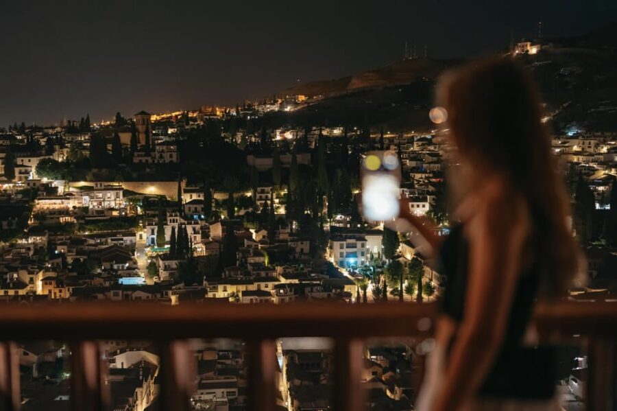 Granada: Alhambra and Nasrid Palaces Guided Tour at Night - The Night Timing That Makes the Alhambra Feel Peaceful