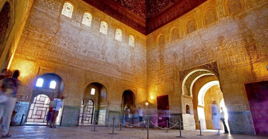 Granada: Alhambra and Nasrid Palaces Private Tour - Value at about $247 per person: paying for time, access, and a guide