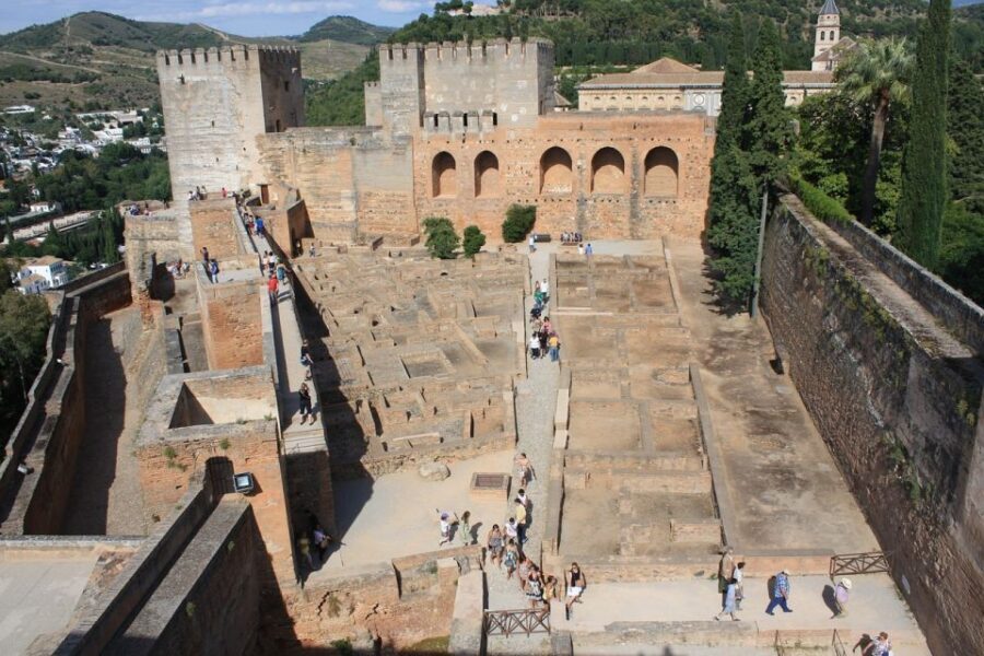 Granada: Alhambra and Nasrid Palaces Small Guided Tour - Price and value: is $105 a smart spend here?