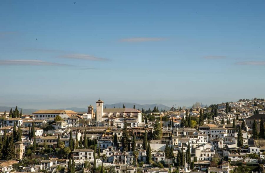 Granada: Alhambra, Cathedral, Royal Chapel and Albayzin tour - Timing, pacing, and what to plan around