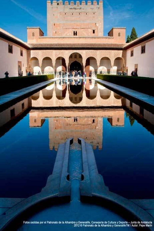 Granada: Alhambra Guided Tour and Flamenco Show - Sacromonte flamenco in cave settings: what the evening part is really like