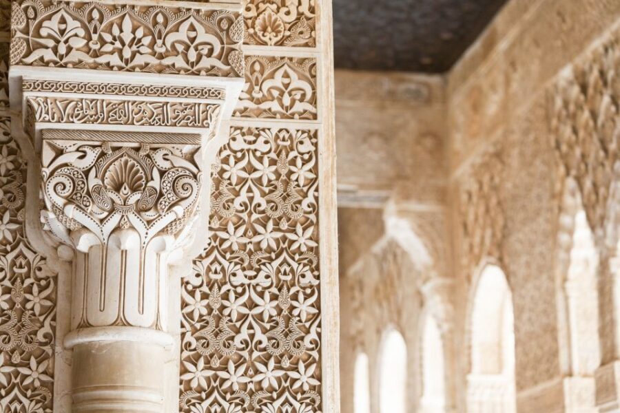 Granada: Alhambra, Nasrid Palaces, & Generalife Guided Tour - Alcazaba, fortress areas, Medina, and Calle Real: getting the big picture