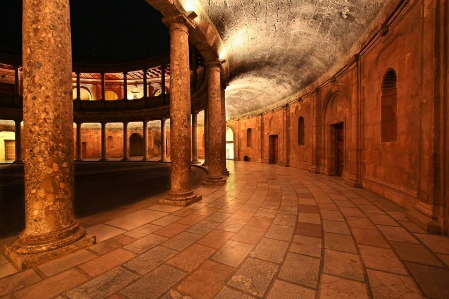 Granada: Alhambra Night Visit Entry Ticket - Nasrid Palaces after sunset: Mexuar and the Comares/Lions complex