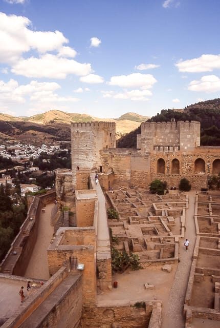 Granada: Combo Alhambra, Albaicín, and Sacromonte Tour - Price and Value: Is $65 a Good Deal?