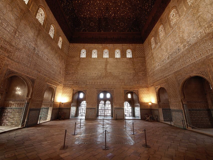 Granada Full Day: Alhambra General, Albayzin and Sacromonte - Key things that make this day work