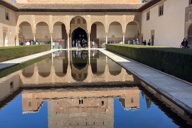 Granada : Private Alhambra Tour + Nazaries Palaces (VIP) - Timing and Ticket Reality: What “VIP” Actually Means at the Alhambra