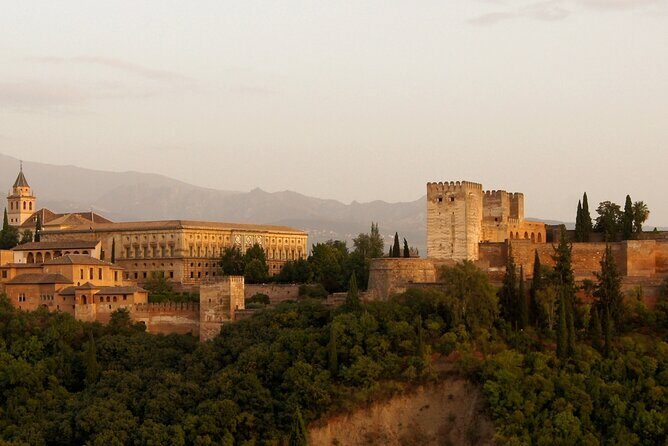 Guided tour of Alhambra and Generalife with Nasrid Palaces - Palace of Carlos V: the Renaissance interruption in the middle