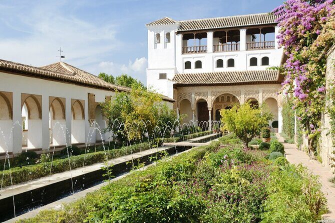Guided tour of the Alhambra: Generalife and its gardens - Practical tips to keep your Alhambra day from going sideways