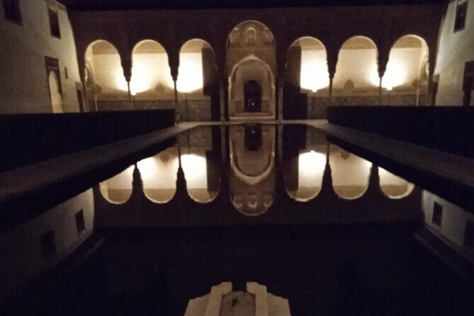 Night Tour of Alhambra and the Nasrid Palaces - Stop 2: Nasrid Palaces at night—Mexuar, Comares, and the Lions