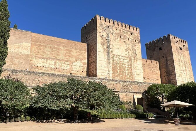 PREMIUM 2 Hour Alhambra and Generalife Tour + tickets - Stop 1: The Alhambra on Al-Sabika hill