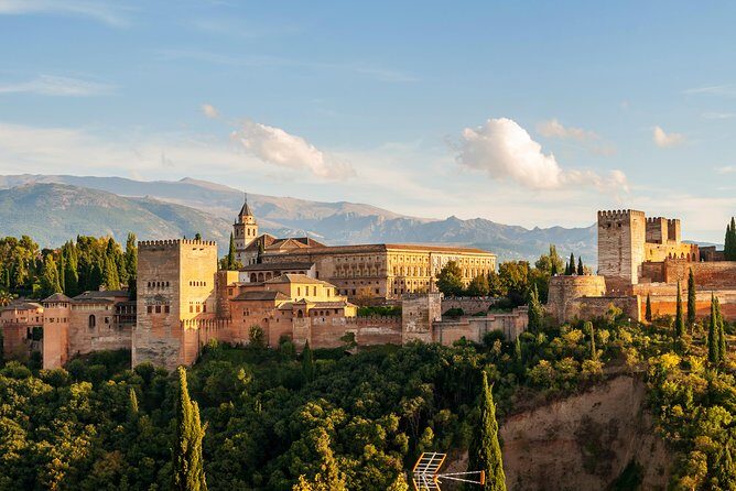 Private 3-hour Alhambra tour with tickets - Tickets and mobile entry: the ID rule that can’t be skipped