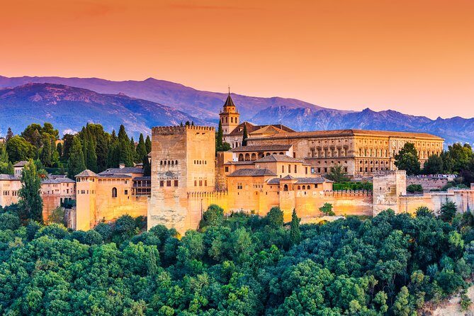 Private 3-hour Alhambra tour with tickets - Your 3-hour Alhambra plan: what to expect during the visit