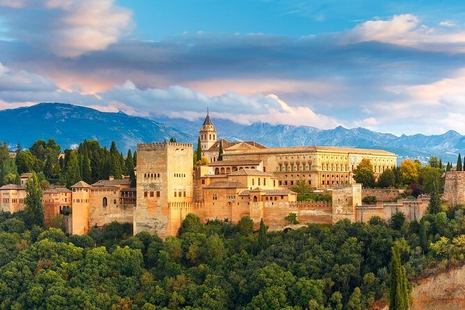 Private Alhambra palace tour and Granada from Motril cruise port - What You’re Paying For (and When It’s Good Value)