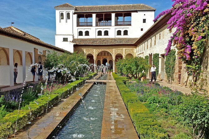 Private Granada Day Trip including Alhambra and Generalife from Seville - Price and Value: Is $670.93 Worth It?