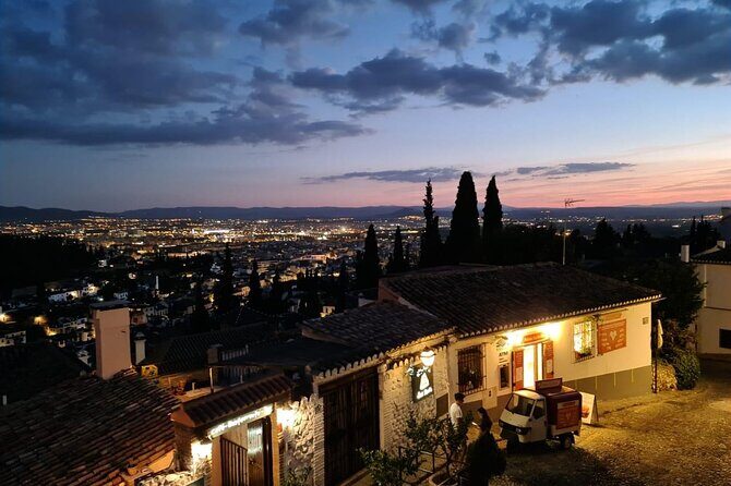 Private Night Tour of the Alhambra in Granada (includes tickets) - Quick hits: what makes this night tour work