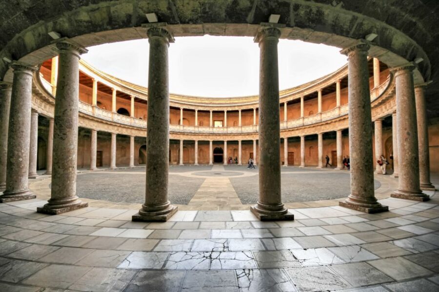 Private tour in all complete complex of Alhambra with ticket - Alhambra in 3 Hours: how the whole complex fits together