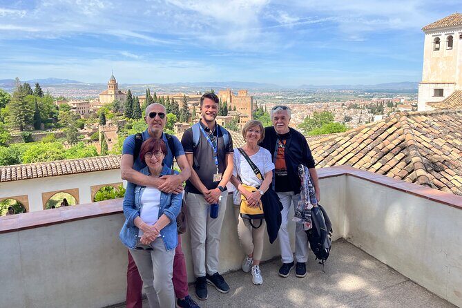Private Tour in the Alhambra : buy your tickets and book your tour - What the tour price really includes (and what doesn’t)