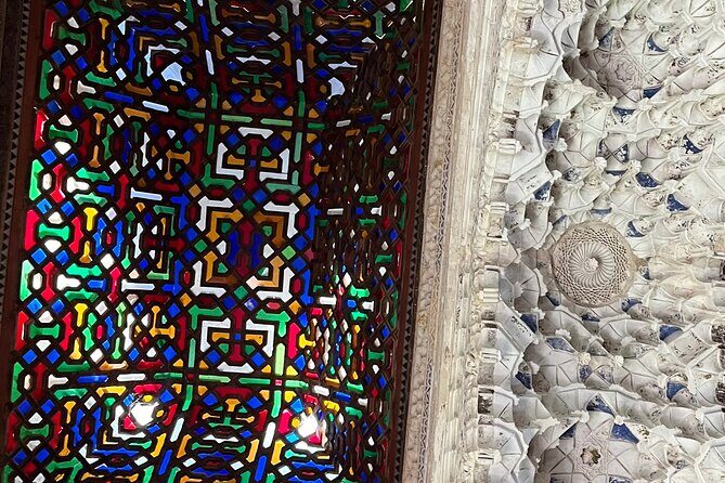 Private Tour in the Alhambra : buy your tickets and book your tour - Palace of Carlos V: an imperial residence inside the Alhambra