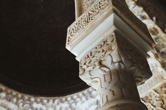 Private Tour of the Alhambra to travel back in time. NO TICKETS - Audio system, guide communication, and why it matters for comfort