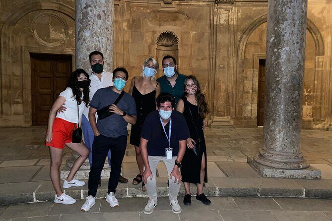 Private Tour With A Different Perspective of Alhambra - Pace, walking, and photo strategy for a 3-hour day