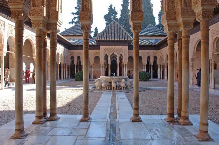 Seville: Alhambra Day Trip with Guide & Nasrid Palaces Entry - Why this day trip works: Seville to Alhambra without the stress