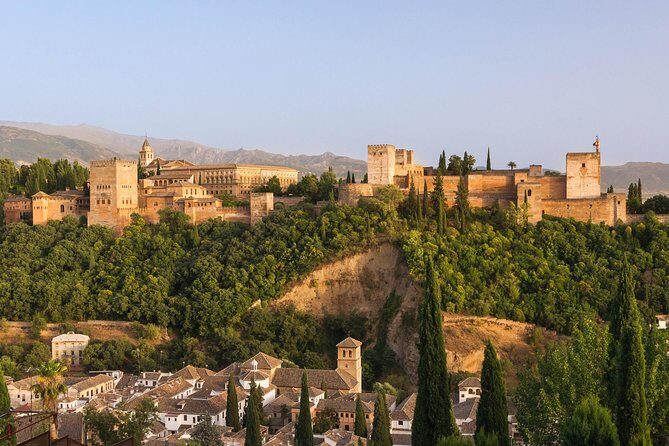 Skip the Line Alhambra Guided Tour - Alcazaba: the fortress first impression you shouldn’t miss