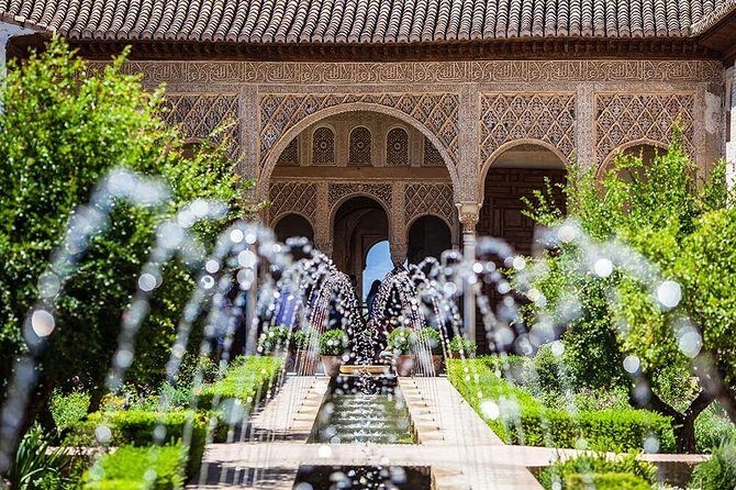 Tickets included: Alhambra (Gardens) - Meeting Point at Polinario Café Bar and the 10:00am flow