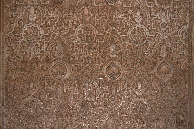 Walking tour in Alhambra, Nasrid Palaces and Generalife - The Audio App Setup: How It Helps and When It Hurts